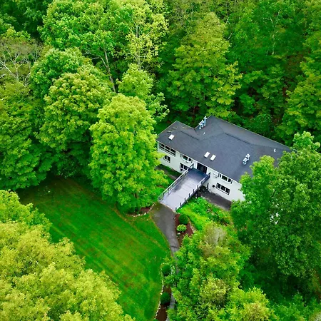 The Harlow House